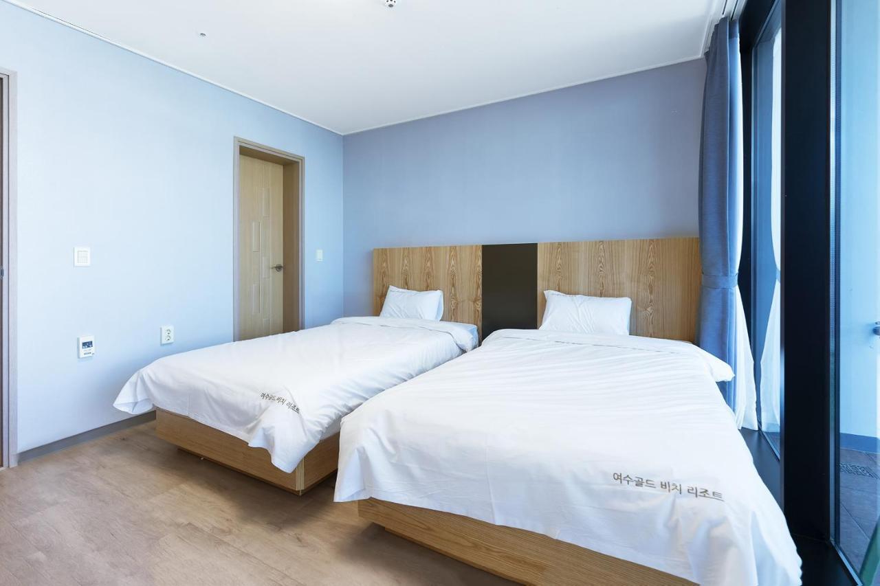 Gold Beach Resort Yeosu Extérieur photo