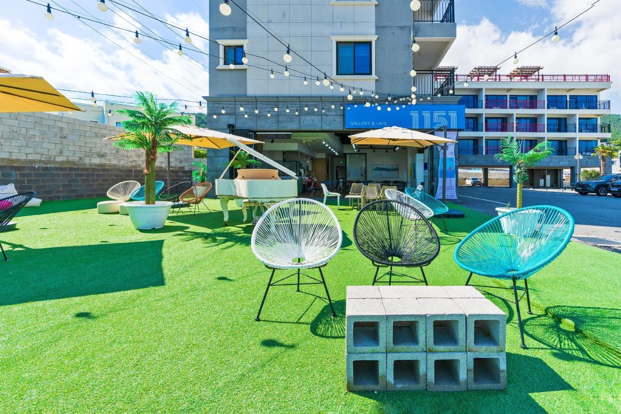 Gold Beach Resort Yeosu Extérieur photo
